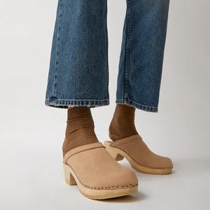 No.6 Old School Clog on Mid Heel in Bone